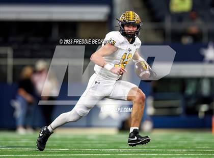 Thumbnail 3 in Franklin vs. Malakoff (UIL 3A D1 Football Final) photogallery.