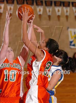 Thumbnail 3 in Mesa Verde vs. Sacramento Waldorf (Lincoln Invitational) photogallery.