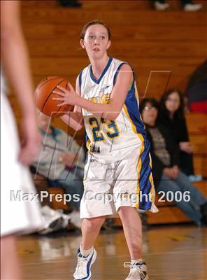 Thumbnail 2 in Mesa Verde vs. Sacramento Waldorf (Lincoln Invitational) photogallery.