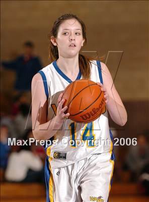 Thumbnail 3 in Mesa Verde vs. Sacramento Waldorf (Lincoln Invitational) photogallery.