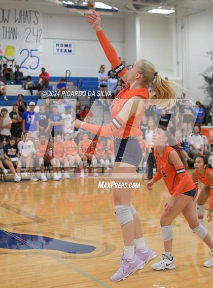 Thumbnail 3 in Katy Taylor vs Seven Lakes photogallery.