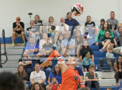 Thumbnail 3 in Katy Taylor vs Seven Lakes photogallery.