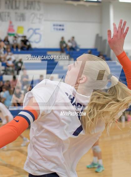 Thumbnail 1 in Katy Taylor vs Seven Lakes photogallery.