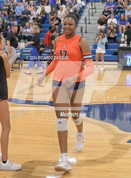 Thumbnail 3 in Katy Taylor vs Seven Lakes photogallery.