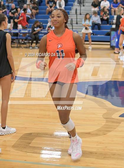 Thumbnail 1 in Katy Taylor vs Seven Lakes photogallery.