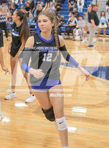 Thumbnail 2 in Katy Taylor vs Seven Lakes photogallery.