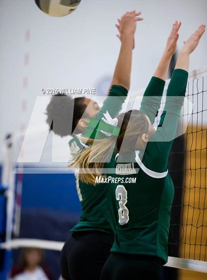 Thumbnail 2 in Westlake vs Spackenkill (NYSPHSAA Class B Regional Semifinal) photogallery.