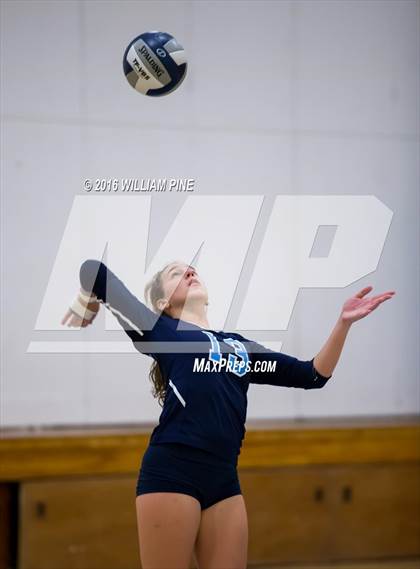 Thumbnail 3 in Westlake vs Spackenkill (NYSPHSAA Class B Regional Semifinal) photogallery.