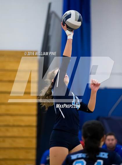 Thumbnail 2 in Westlake vs Spackenkill (NYSPHSAA Class B Regional Semifinal) photogallery.