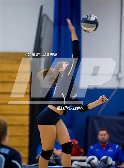 Thumbnail 3 in Westlake vs Spackenkill (NYSPHSAA Class B Regional Semifinal) photogallery.
