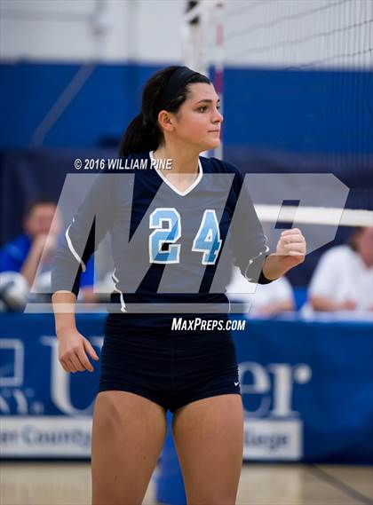 Thumbnail 2 in Westlake vs Spackenkill (NYSPHSAA Class B Regional Semifinal) photogallery.