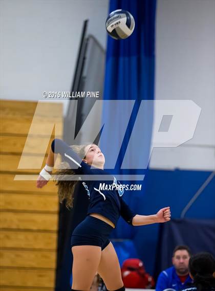 Thumbnail 2 in Westlake vs Spackenkill (NYSPHSAA Class B Regional Semifinal) photogallery.