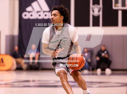 Thumbnail 3 in Calvary Christian Academy vs. Prolific Prep of Napa Christian (Holiday Hoopsgiving) photogallery.
