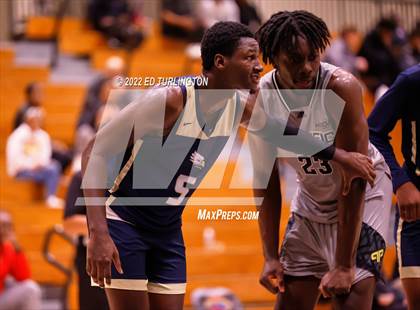 Thumbnail 2 in Calvary Christian Academy vs. Prolific Prep of Napa Christian (Holiday Hoopsgiving) photogallery.