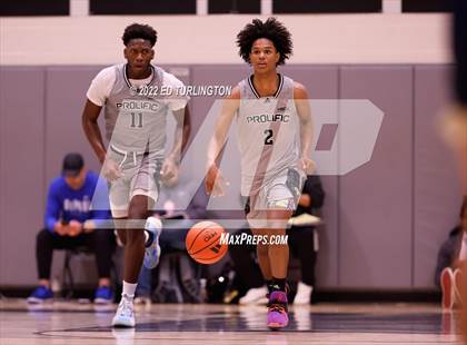 Thumbnail 2 in Calvary Christian Academy vs. Prolific Prep of Napa Christian (Holiday Hoopsgiving) photogallery.