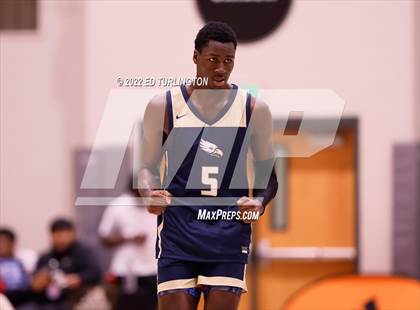 Thumbnail 3 in Calvary Christian Academy vs. Prolific Prep of Napa Christian (Holiday Hoopsgiving) photogallery.