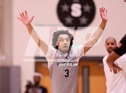 Thumbnail 1 in Calvary Christian Academy vs. Prolific Prep of Napa Christian (Holiday Hoopsgiving) photogallery.