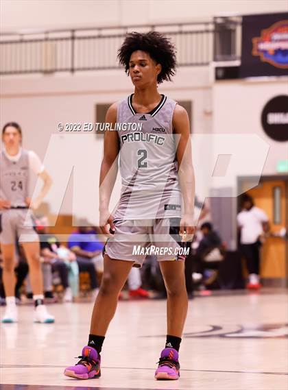 Thumbnail 3 in Calvary Christian Academy vs. Prolific Prep of Napa Christian (Holiday Hoopsgiving) photogallery.