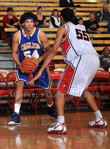 Thumbnail 3 in Santa Margarita vs. Troy (Nike Extravaganza) photogallery.