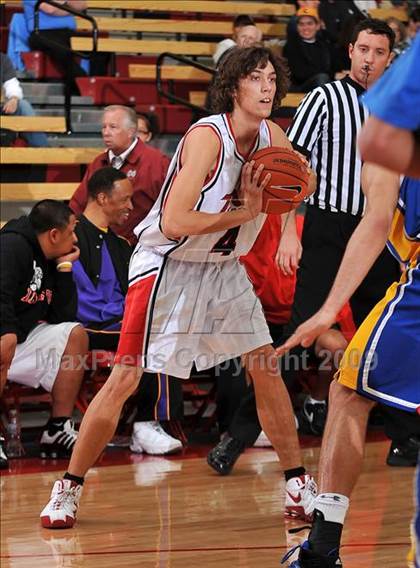 Thumbnail 2 in Santa Margarita vs. Troy (Nike Extravaganza) photogallery.