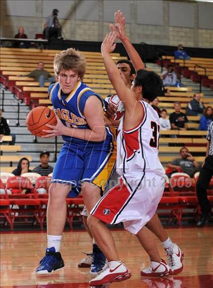 Thumbnail 3 in Santa Margarita vs. Troy (Nike Extravaganza) photogallery.