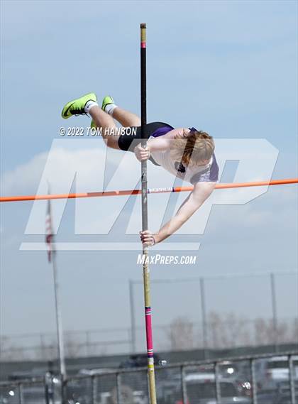 Thumbnail 3 in Grizzly Invitational photogallery.
