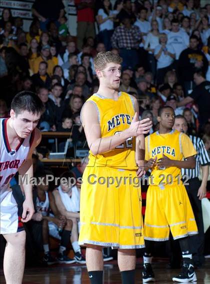 Thumbnail 2 in Aurora West vs. Metea Valley (IHSA Sectional Final) photogallery.