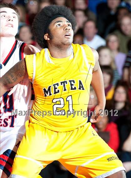 Thumbnail 2 in Aurora West vs. Metea Valley (IHSA Sectional Final) photogallery.