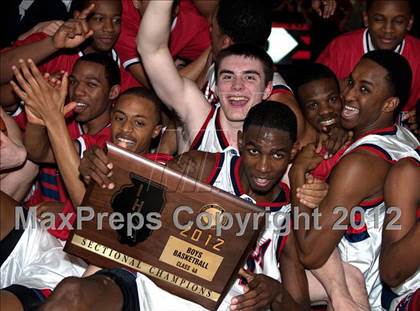 Thumbnail 2 in Aurora West vs. Metea Valley (IHSA Sectional Final) photogallery.