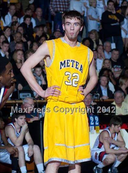 Thumbnail 2 in Aurora West vs. Metea Valley (IHSA Sectional Final) photogallery.