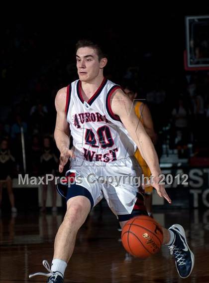 Thumbnail 2 in Aurora West vs. Metea Valley (IHSA Sectional Final) photogallery.
