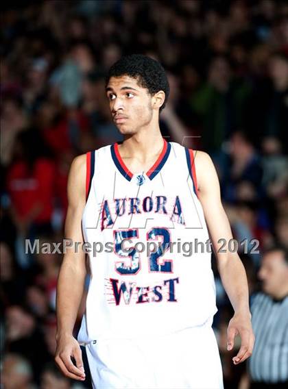 Thumbnail 3 in Aurora West vs. Metea Valley (IHSA Sectional Final) photogallery.