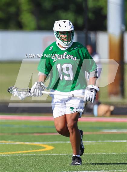 Thumbnail 2 in Half Hollow Hills West vs Farmingdale (Section XI Class A Final) photogallery.