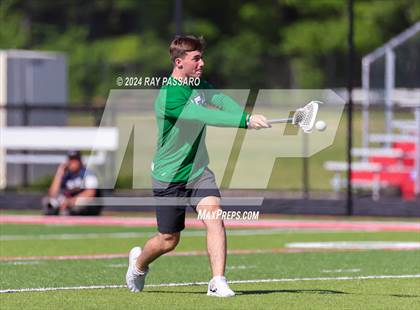 Thumbnail 2 in Half Hollow Hills West vs Farmingdale (Section XI Class A Final) photogallery.
