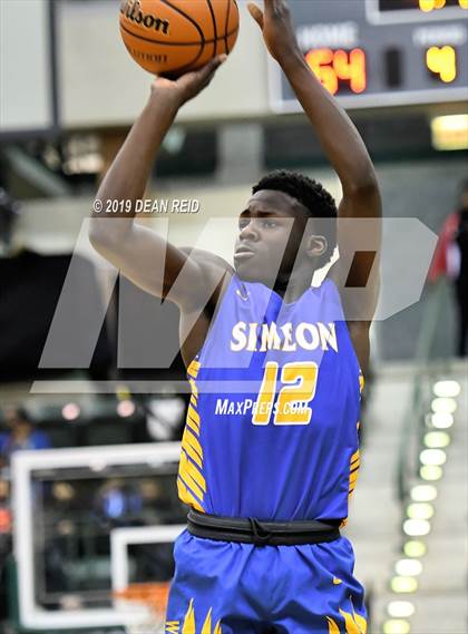 Thumbnail 1 in Morgan Park vs. Simeon (CPS Tournament Semifinal) photogallery.