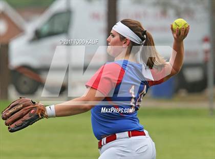 Thumbnail 1 in Coginchaug Regional @ Waterford (CIAC Class M First Round) photogallery.