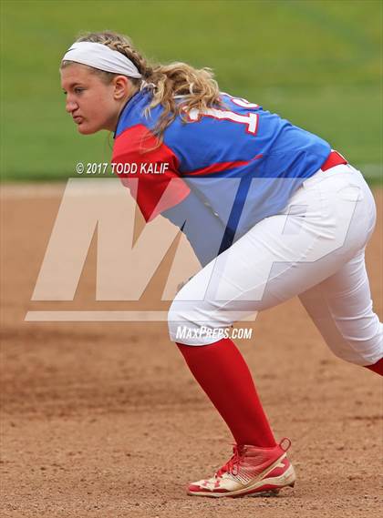 Thumbnail 3 in Coginchaug Regional @ Waterford (CIAC Class M First Round) photogallery.