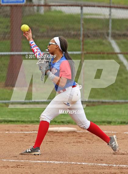 Thumbnail 1 in Coginchaug Regional @ Waterford (CIAC Class M First Round) photogallery.