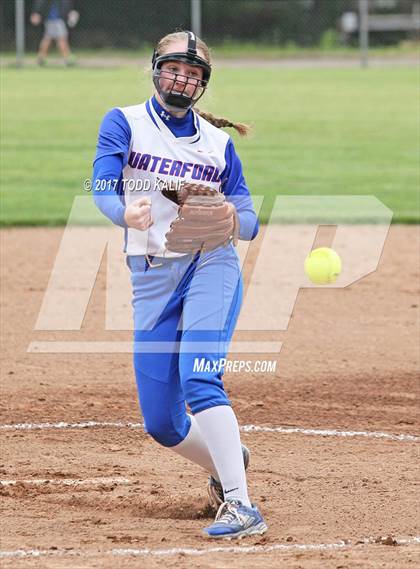 Thumbnail 1 in Coginchaug Regional @ Waterford (CIAC Class M First Round) photogallery.