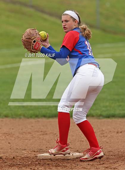 Thumbnail 2 in Coginchaug Regional @ Waterford (CIAC Class M First Round) photogallery.