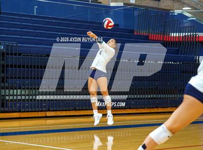 Thumbnail 2 in Lone Star vs McKinney North (Allen Texas Open) photogallery.