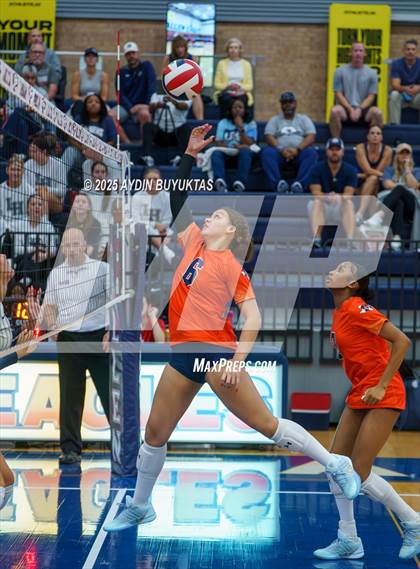 Thumbnail 3 in Lone Star vs McKinney North (Allen Texas Open) photogallery.