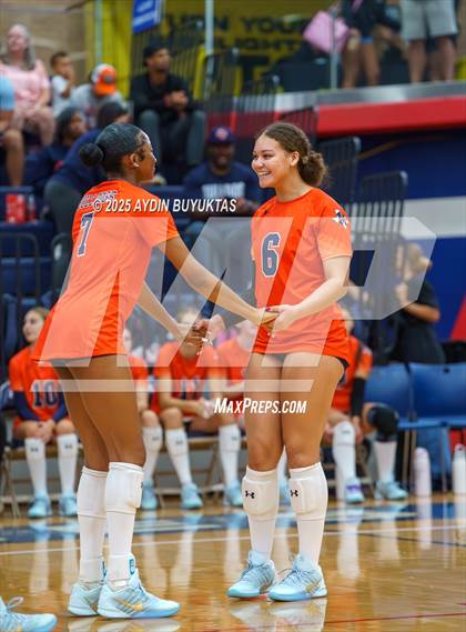 Thumbnail 3 in Lone Star vs McKinney North (Allen Texas Open) photogallery.