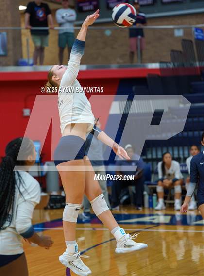 Thumbnail 1 in Lone Star vs McKinney North (Allen Texas Open) photogallery.