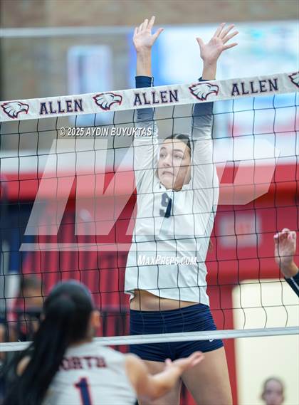 Thumbnail 3 in Lone Star vs McKinney North (Allen Texas Open) photogallery.