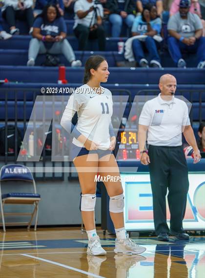 Thumbnail 2 in Lone Star vs McKinney North (Allen Texas Open) photogallery.
