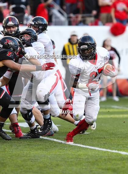 Thumbnail 2 in Eaglecrest vs Pomona (CHSAA 5A Final) photogallery.