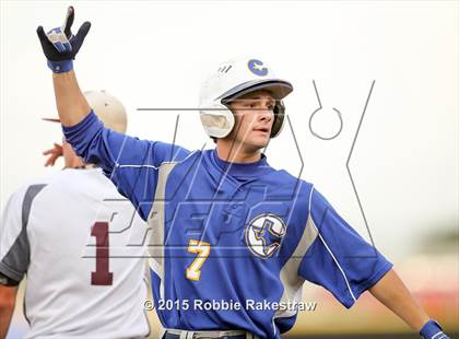 Thumbnail 3 in Corsicana vs. Mansfield Timberview (UIL 5A Area Playoff) photogallery.