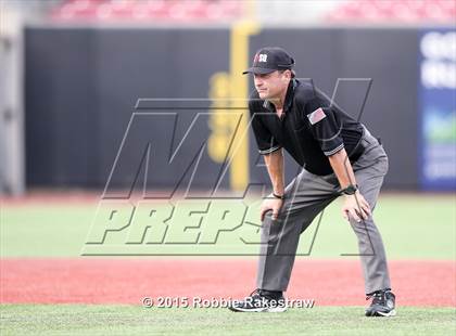 Thumbnail 1 in Corsicana vs. Mansfield Timberview (UIL 5A Area Playoff) photogallery.