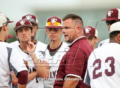 Thumbnail 2 in Corsicana vs. Mansfield Timberview (UIL 5A Area Playoff) photogallery.